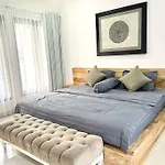 Jola Studio Apartment Sanur Bali Unit 1 Near Sanur Beach